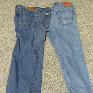 2 Pairs Levi 505 jeans size 32/30